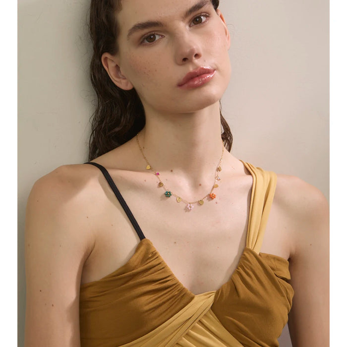 Ravnoir Fiora Necklace styled close-up