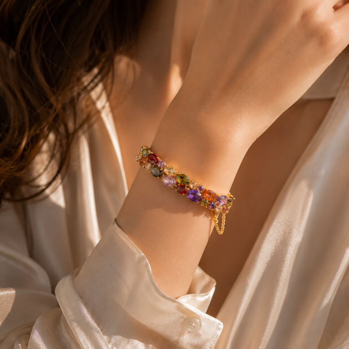 Prismé Bracelet styled close-up